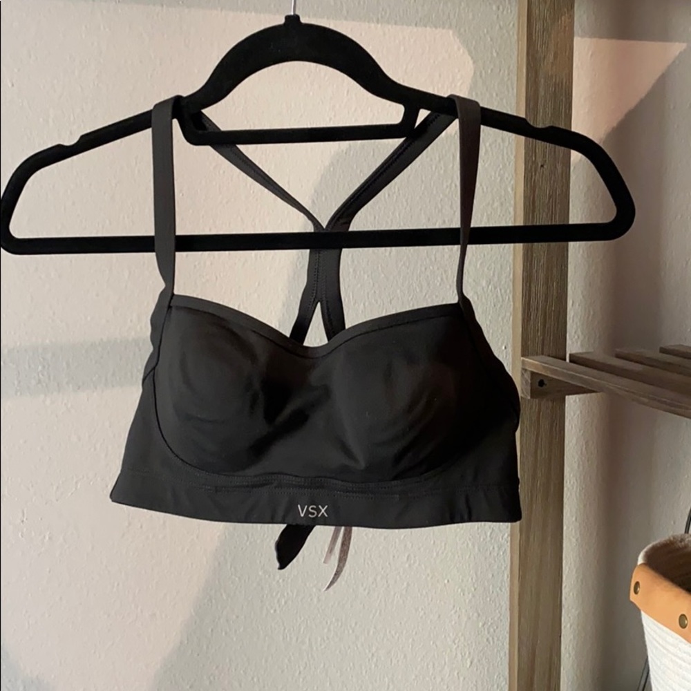 Black VS Sports Bra